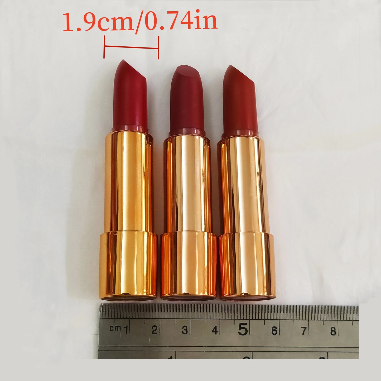 3 Color Matte Lipstick Set with Silver Chain Bag – Waterproof Long Lasting Lip Makeup 💄